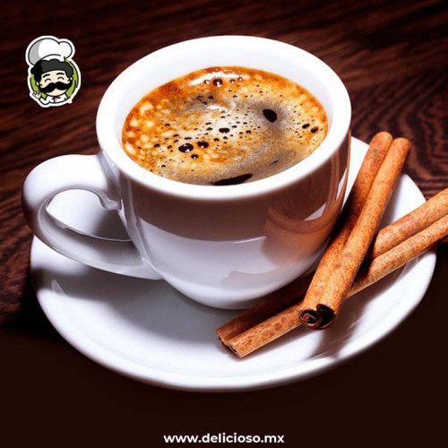 Café de Olla Tradicional con Canela y Piloncillo