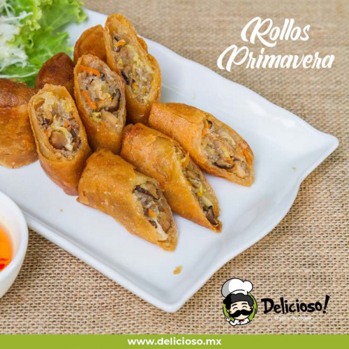 Rollos Primavera de Verduras con Salsa Agridulce