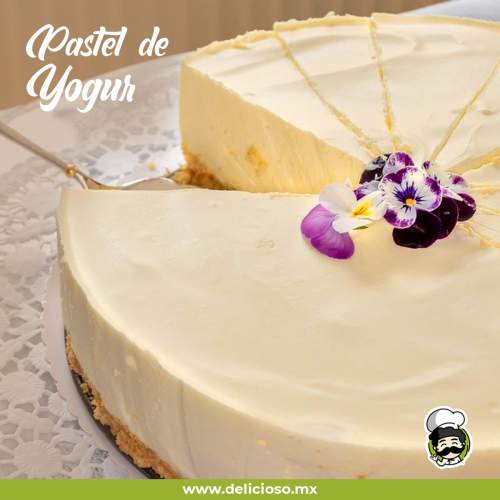 Pastel de Yogur Esponjoso (Bizcocho Fácil)